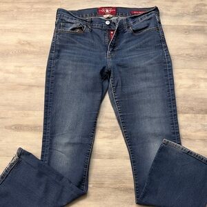Lucky Brand Classic Blue Jeans
